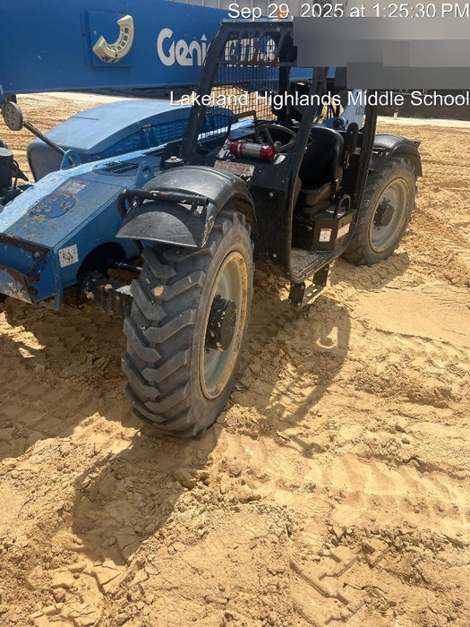 2018 Genie GTH-844 Genie GTH-844D w/Open ROPS, FF Tires, Work Light/Beacon, 60" Carriage and Forks