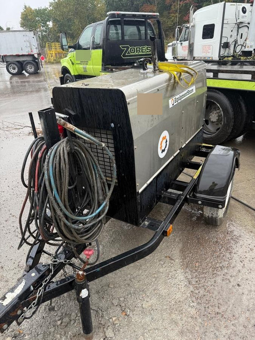 2019 Lincoln Electric Vantage 322 Welder Ready-Pak 3, Two wheel trailer, Fender and Light kit, Cable Rack