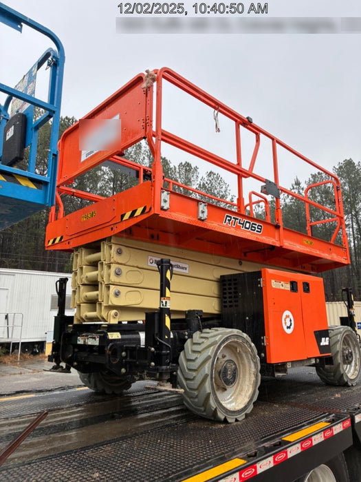 2021 JLG RT4069