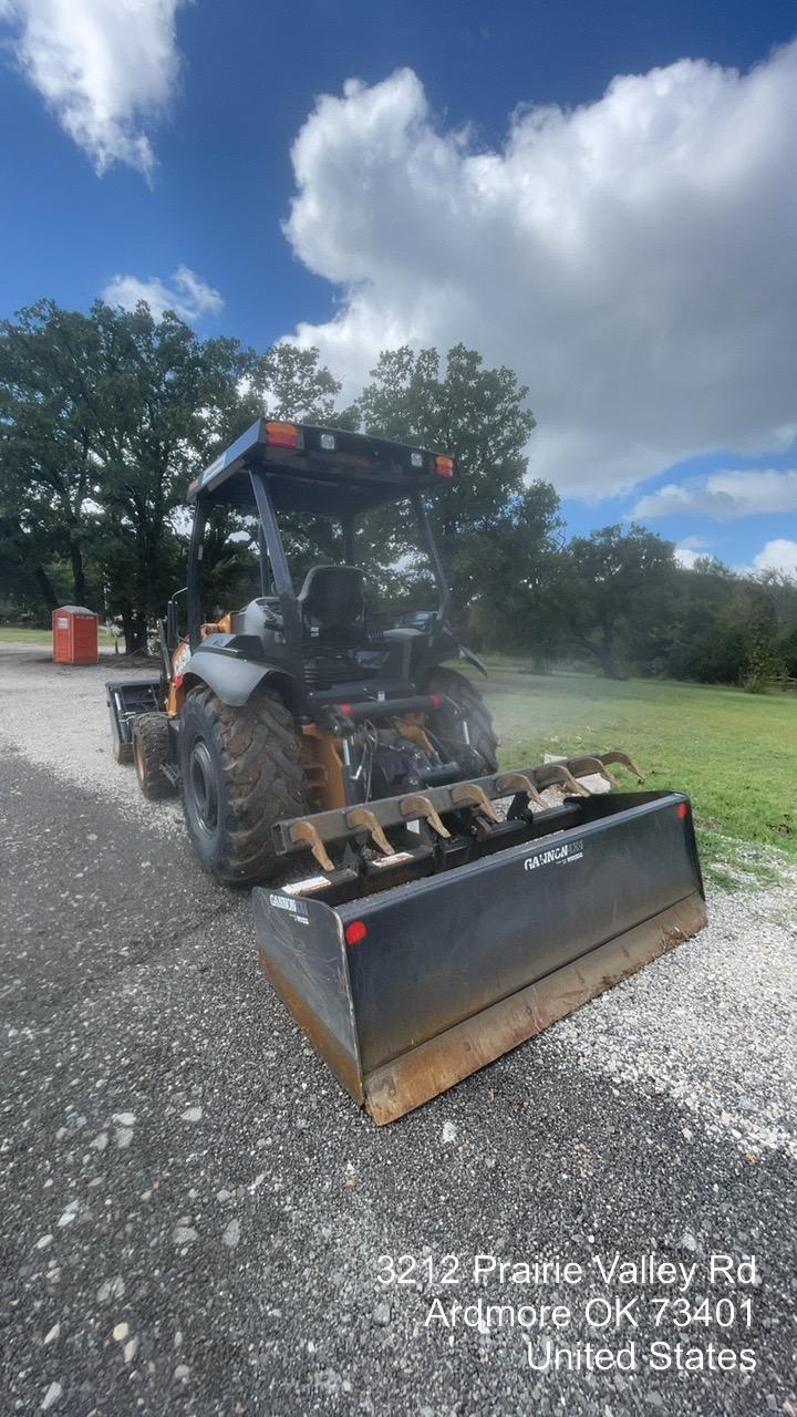 2023 CASE 570N EP