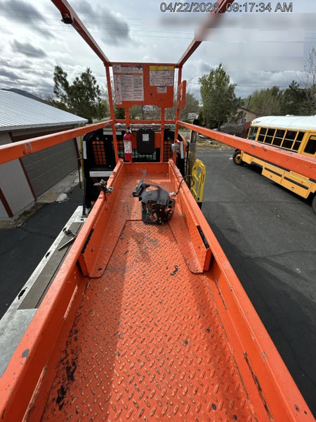 2022 JLG ES2632