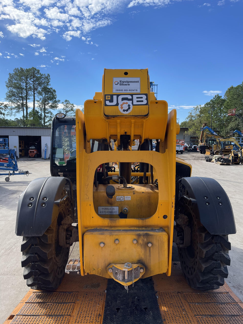 2022 GENIE GTH-844