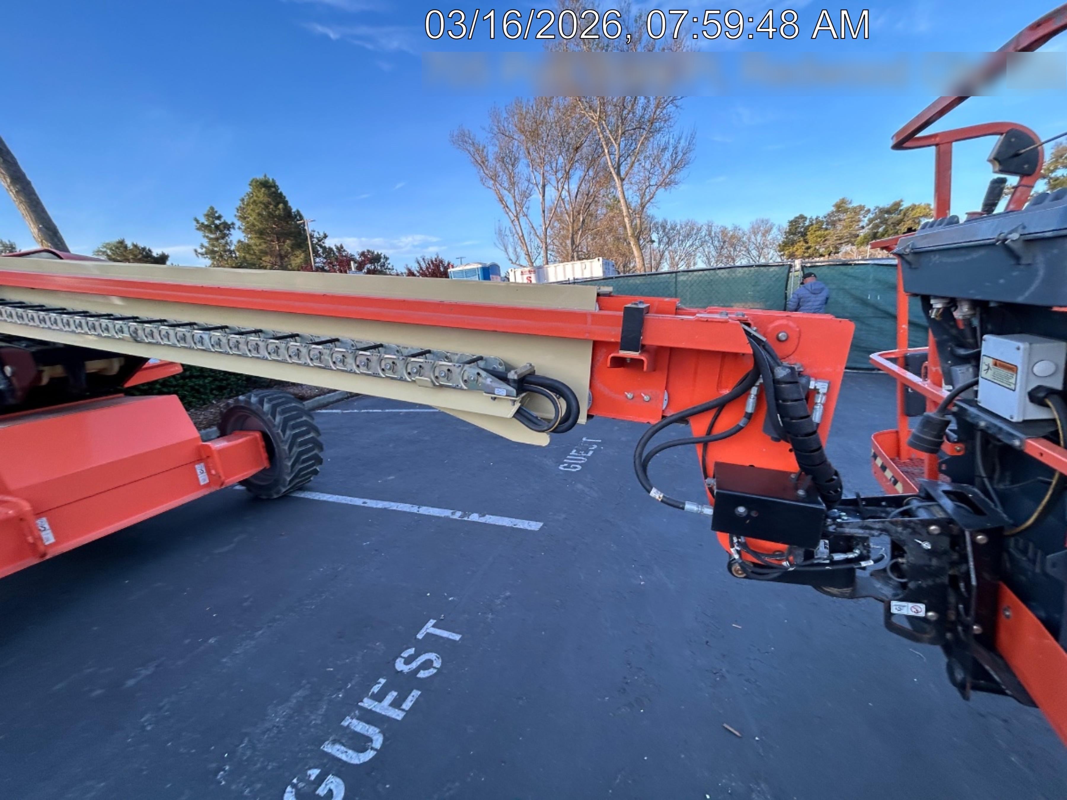 2022 JLG 600S