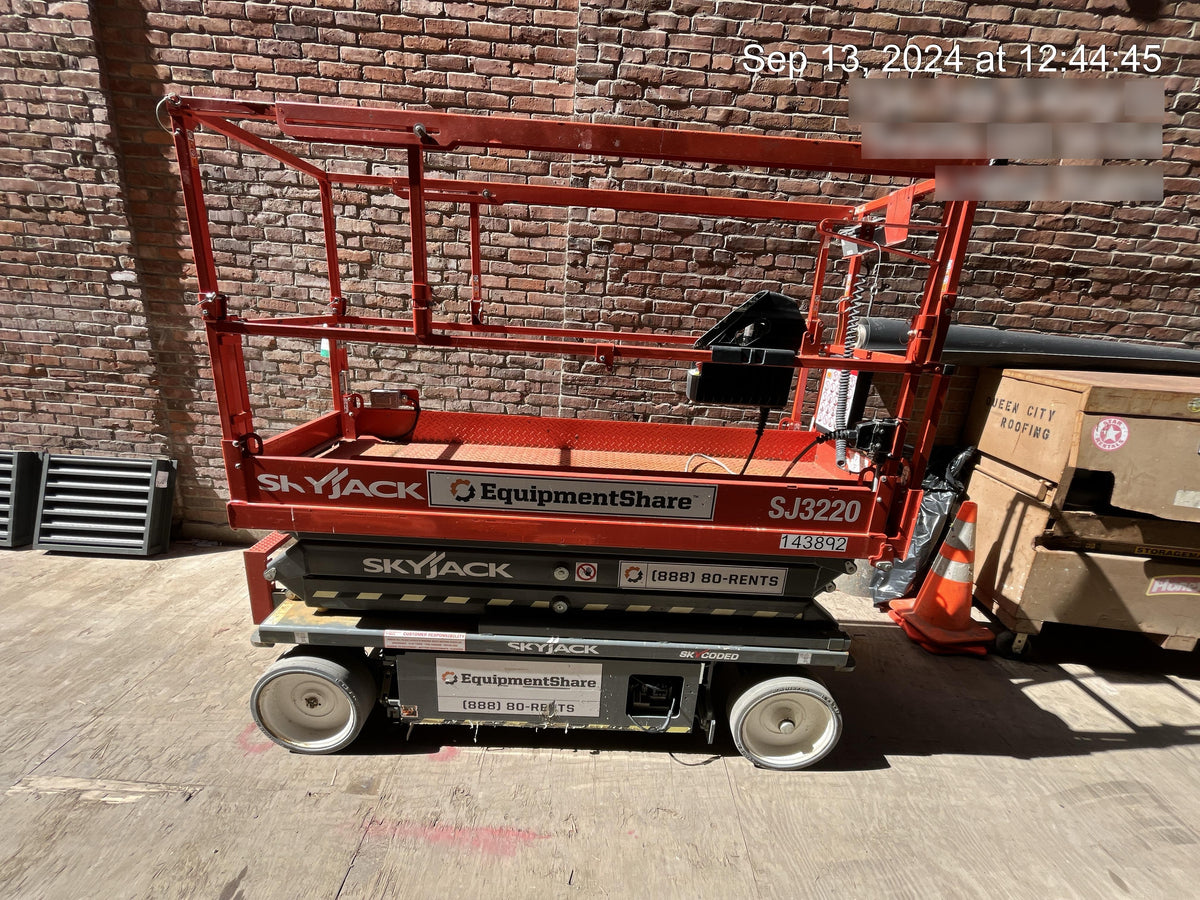 2021 SKYJACK SJIII-3220