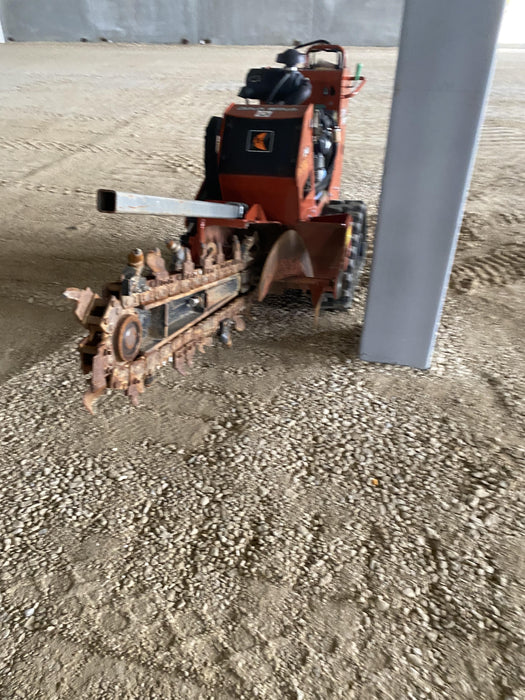2020 DITCH WITCH C24XA