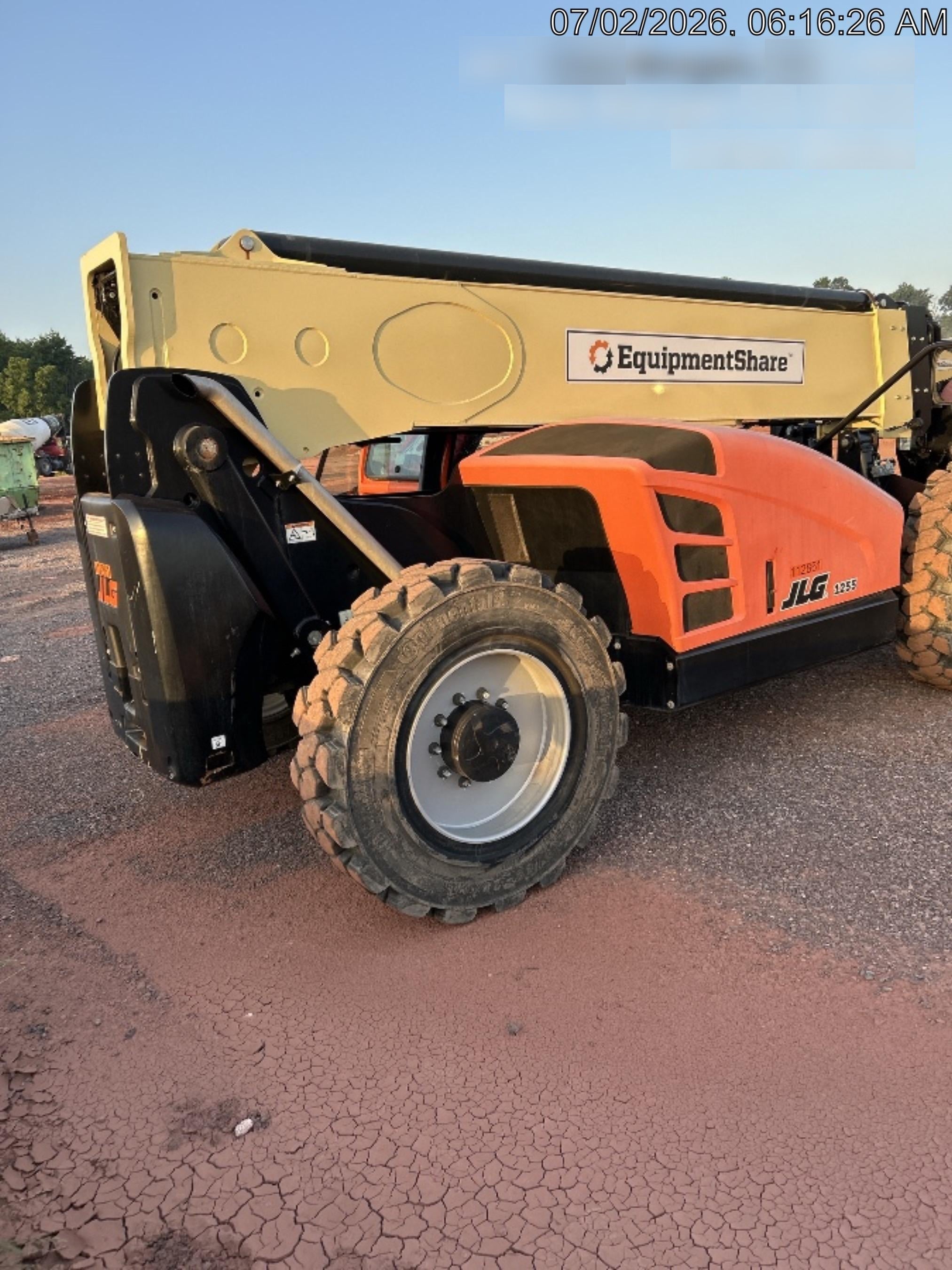 2020 JLG 1255