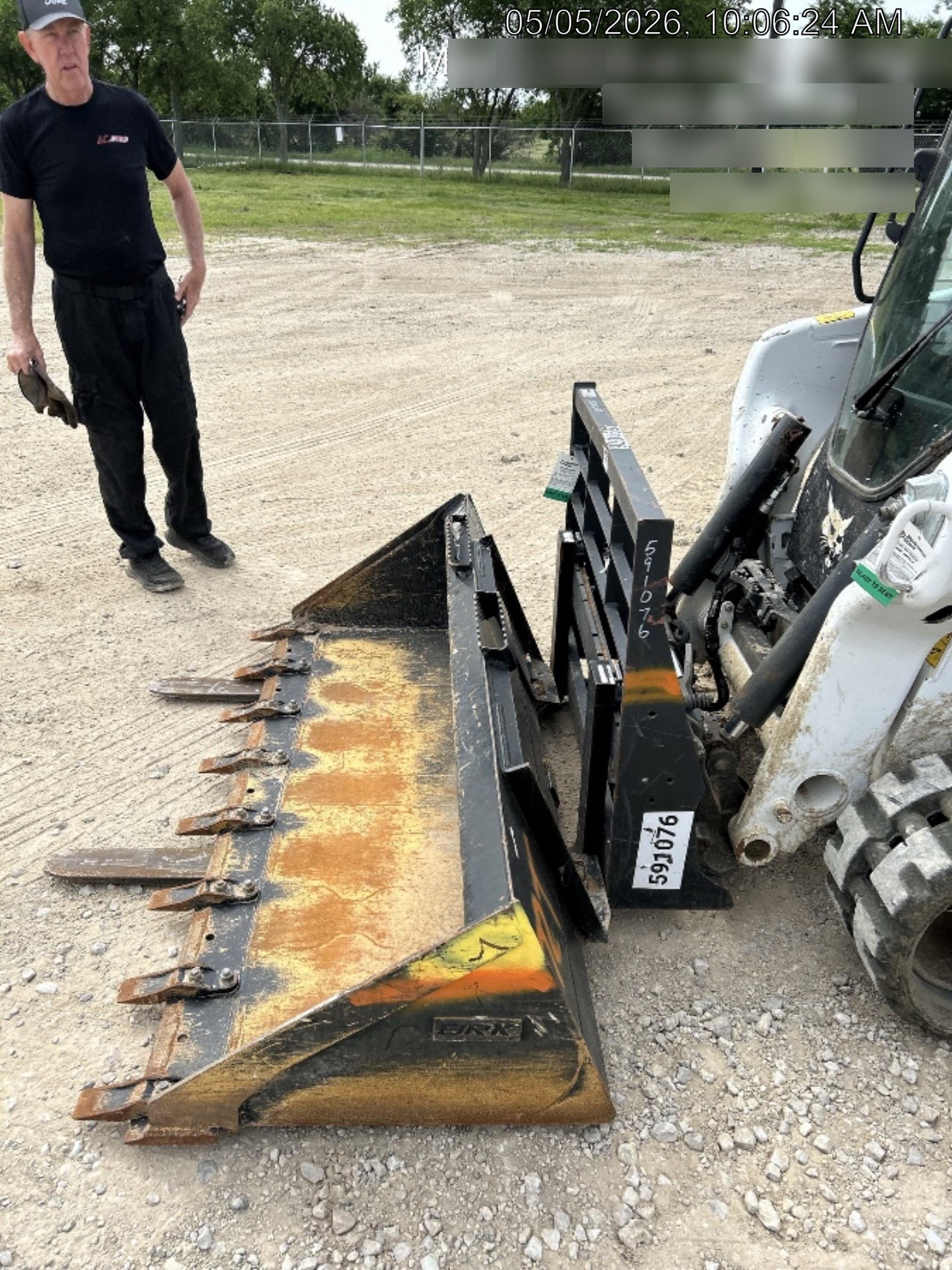 2025 ARROW MATERIAL HANDLING 48" Pallet Forks - Arrow