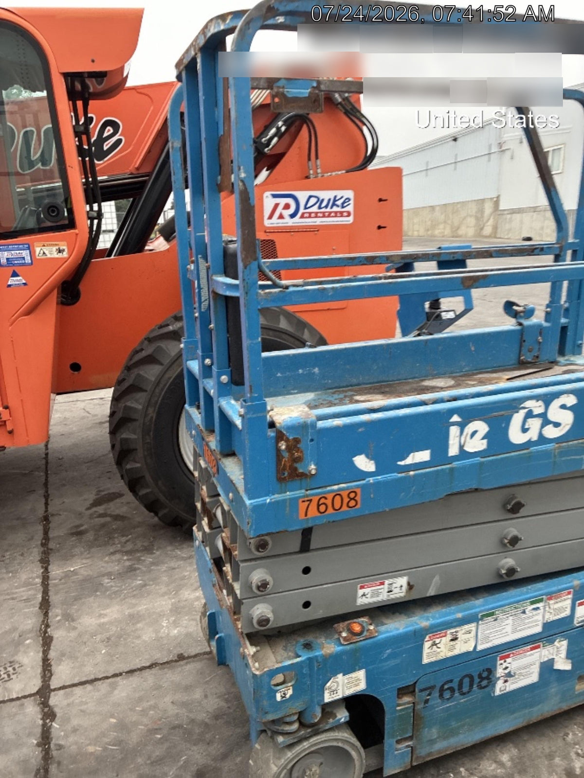 2018 Genie GS-1930 Genie GS-1930 Lift w/Fixed Rail and Chain Entry