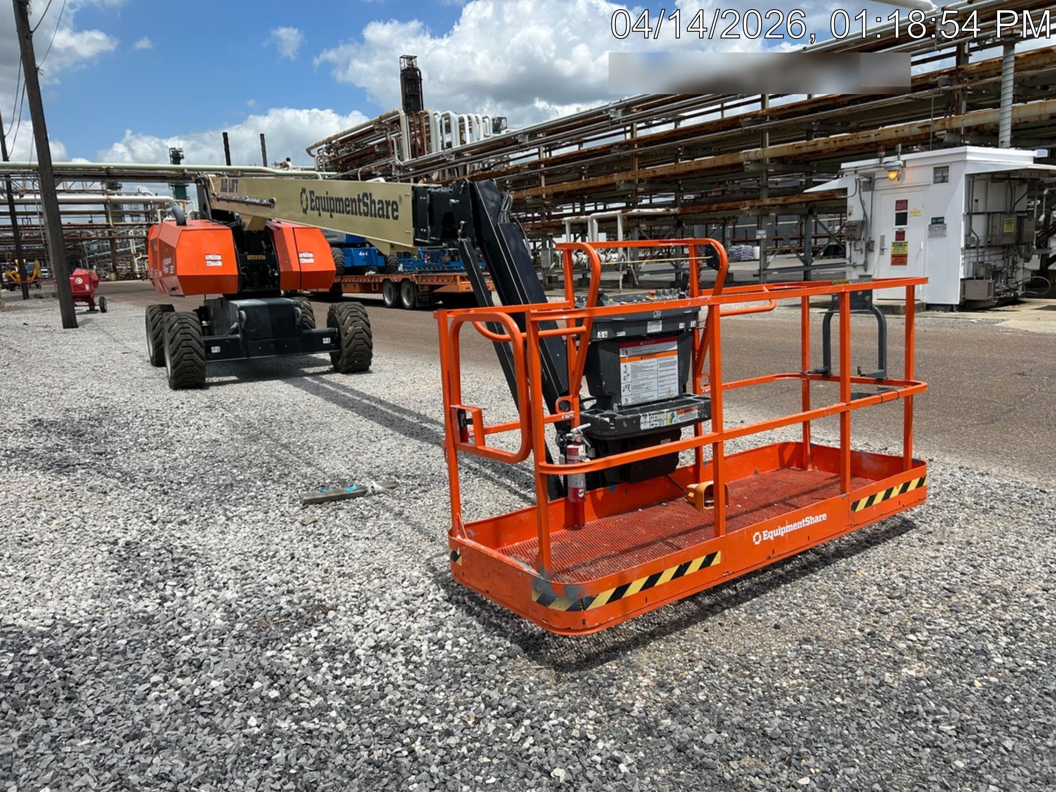 2025 JLG 860SJ