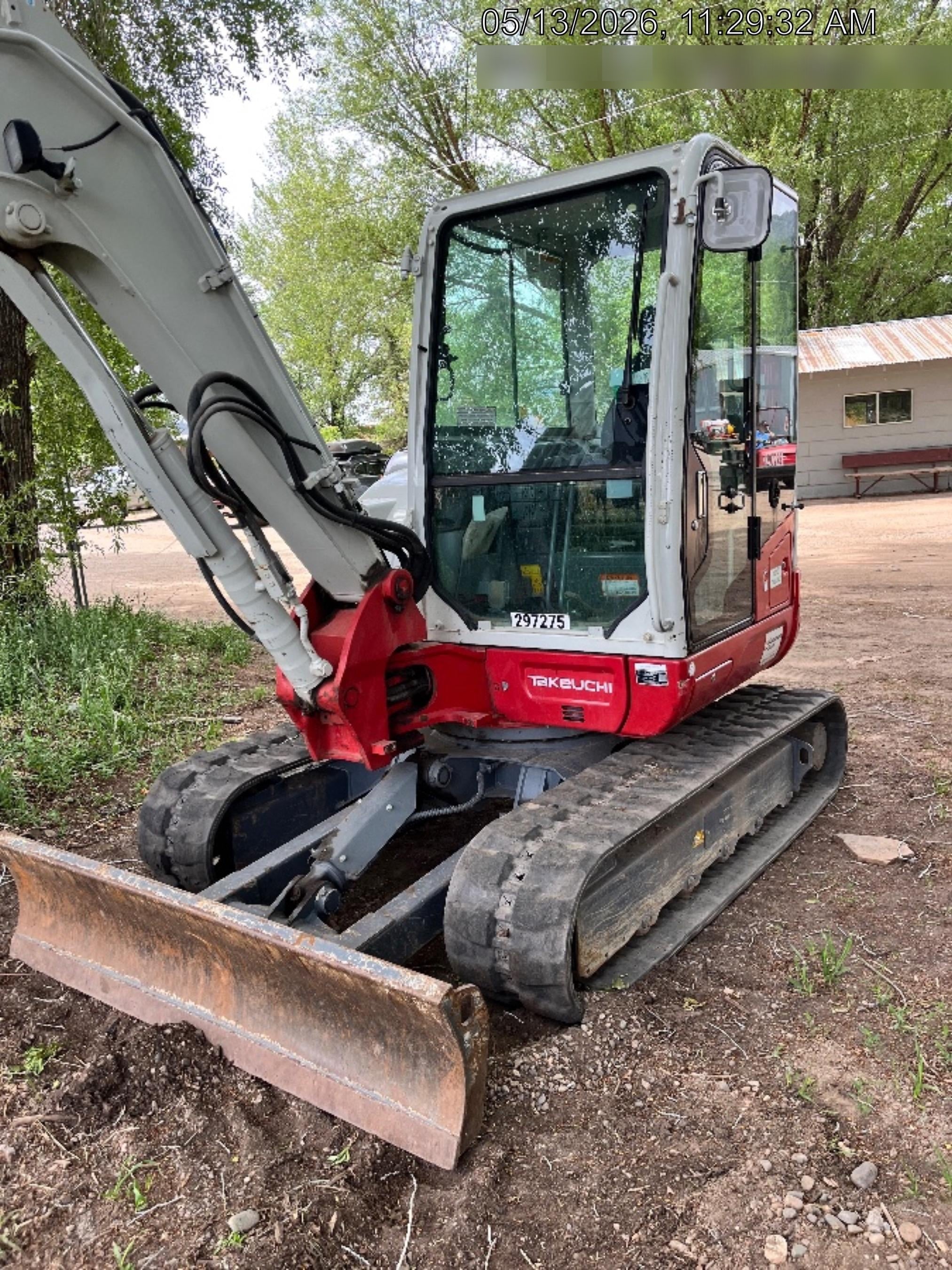 2023 TAKEUCHI TB250-2CR