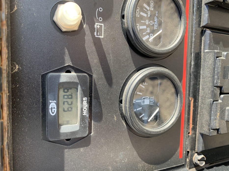 2019 Lincoln Electric Vantage 322 Welder Ready-Pak 3, Two wheel trailer, Fender and Light kit, Cable Rack