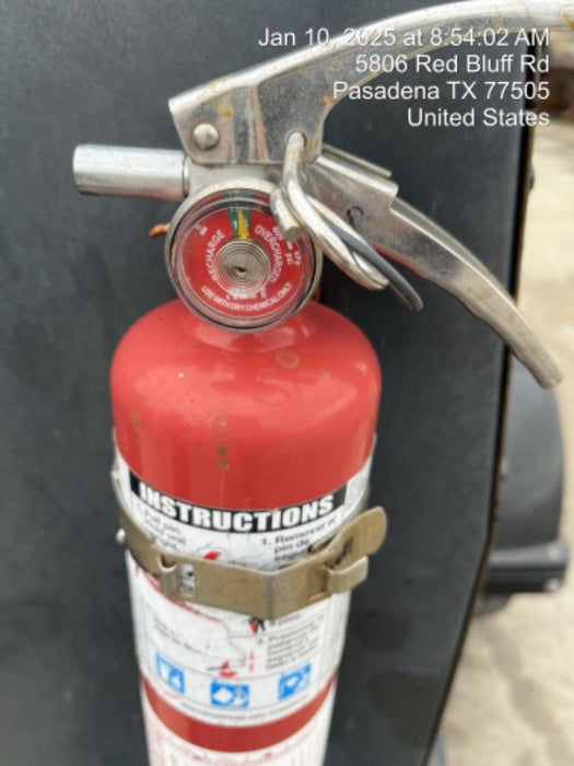 2021 Lincoln Electric Dual Maverick 200/200X Ready Pak 3 (includes trailer, cable rack, fender light kit)