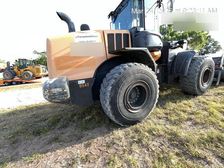 2017 CASE 821G