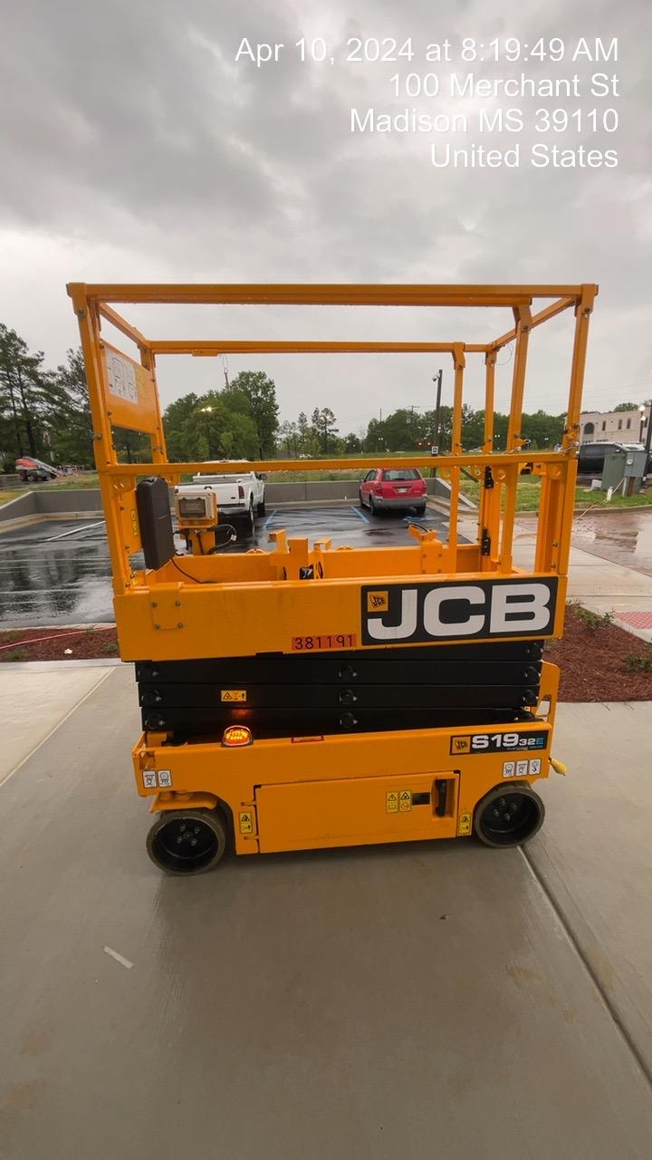 2024 JCB S1932E
