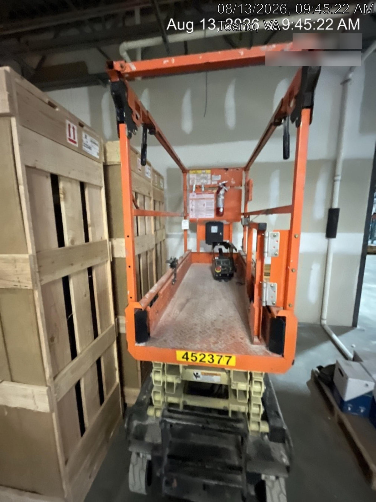 2024 JLG ES1932