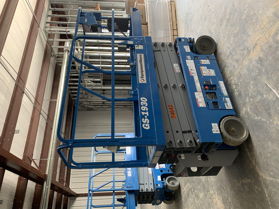 2020 Genie GS-1930 Fixed rails with chain entry gate - Pre A92.20