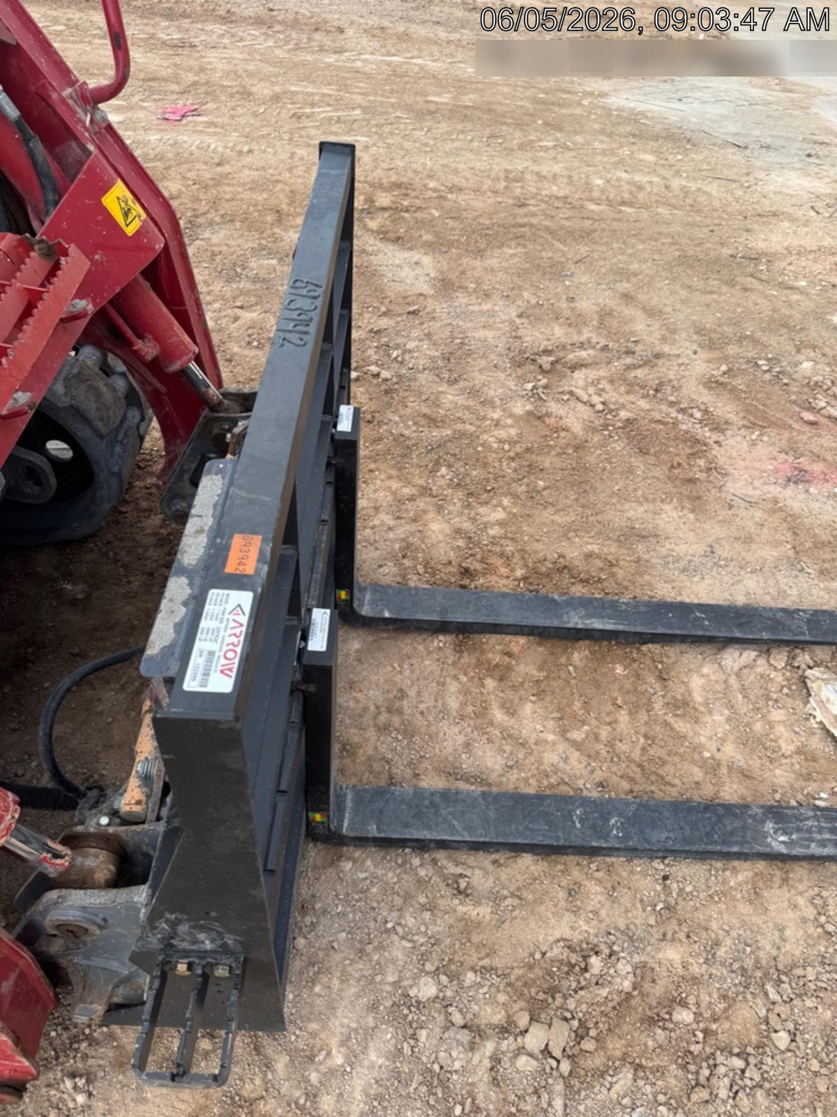 2026 ARROW MATERIAL HANDLING 48" Pallet Forks - Arrow