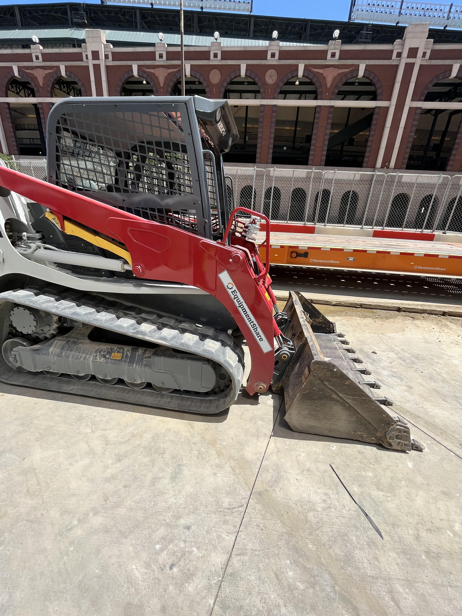 2023 TAKEUCHI TL12R2-R