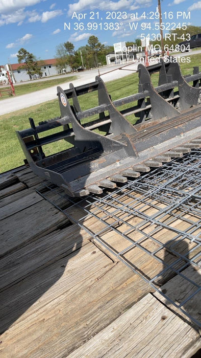 2019 PALADIN Land Sculptor