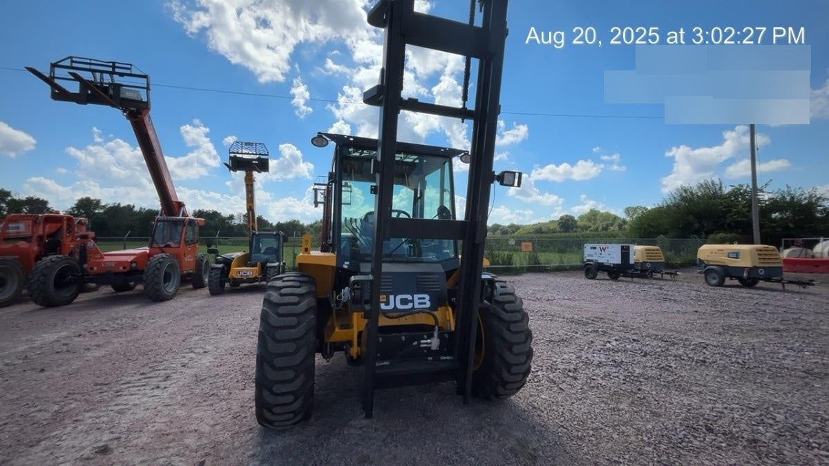 2025 JCB 930-4
