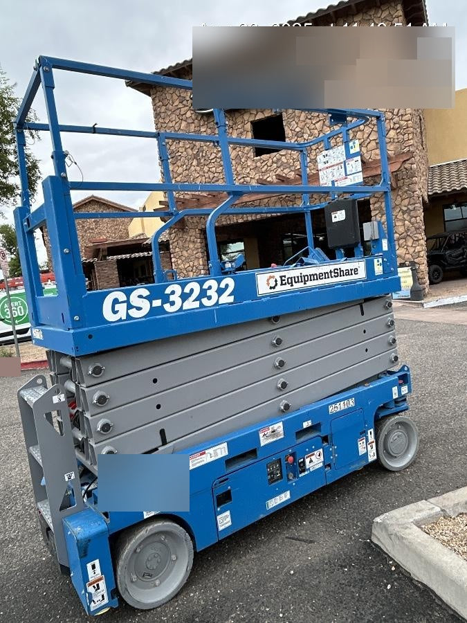 2022 GENIE GS-3232
