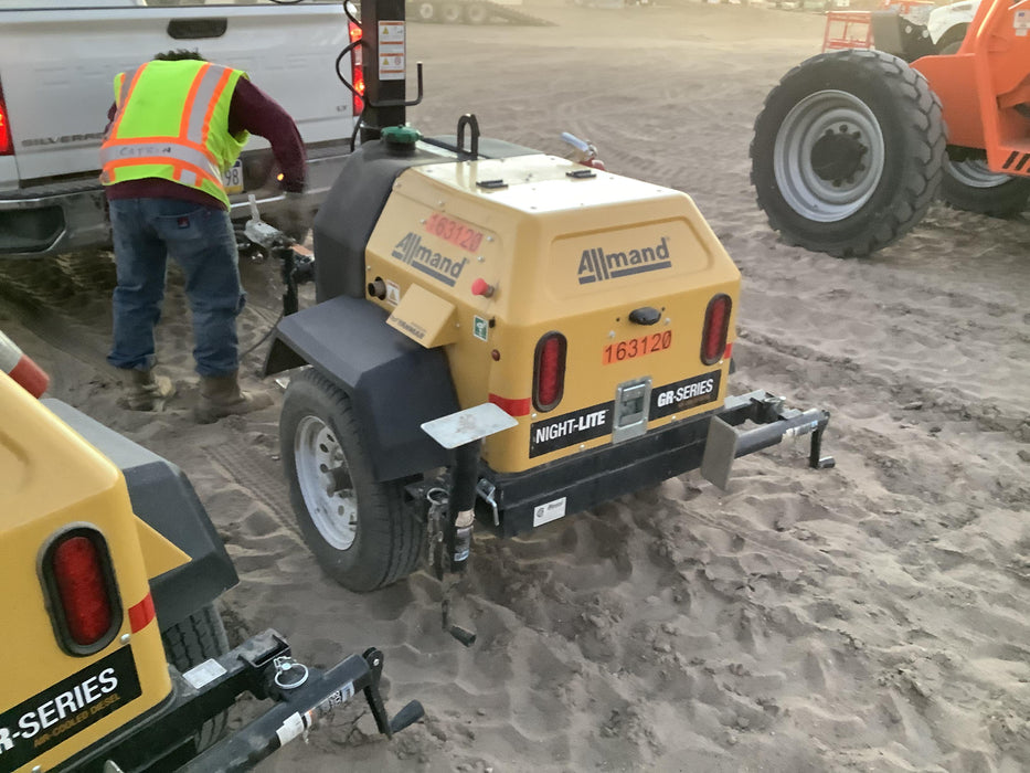 2021 Allmand NLV3GR (4) LED Light Fixture 350W, 23' Vertical Mast, 3kW Prime, Towable, Deep Sea L401, Leveling Jacks, Yanmar T4F 5.8hp