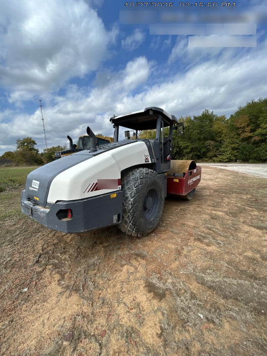 2022 DYNAPAC CA2500D