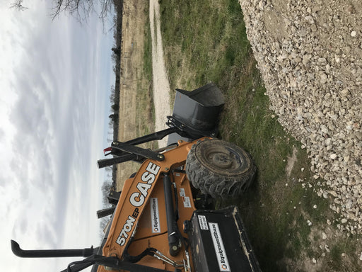 2019 Case 570N EP Canopy, 4WD, GP Front Bucket, Dual Tilt Cylinder, 84" Box Blade w/ Scarifier, Wheel Weights, Beacon