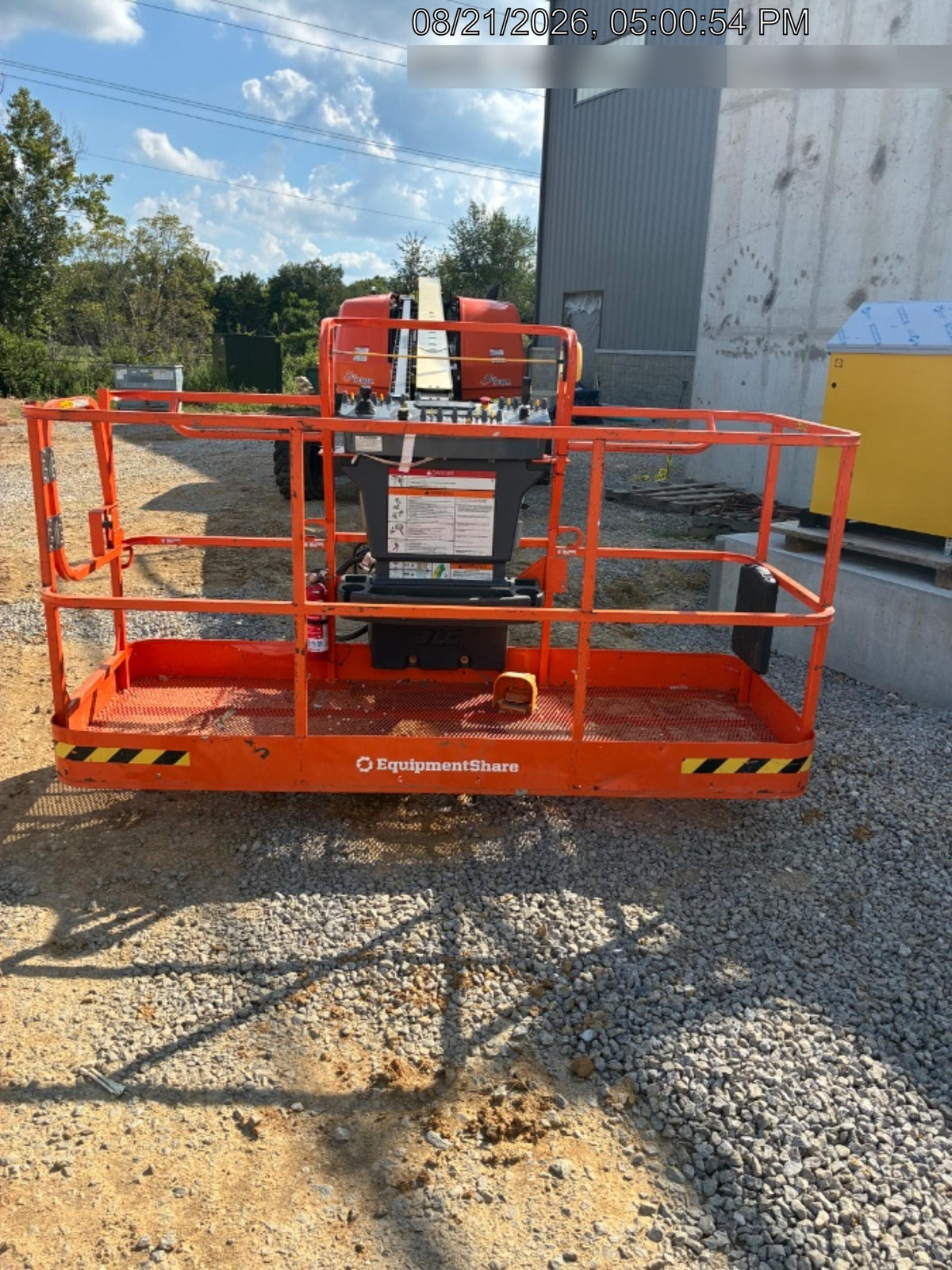 2025 JLG 660SJ