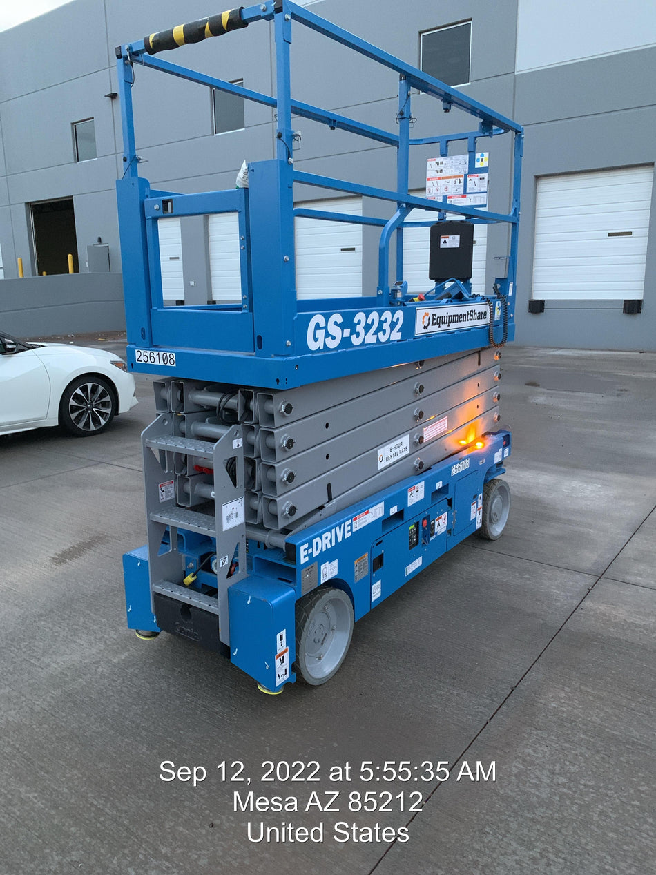 2022 GENIE GS-3232