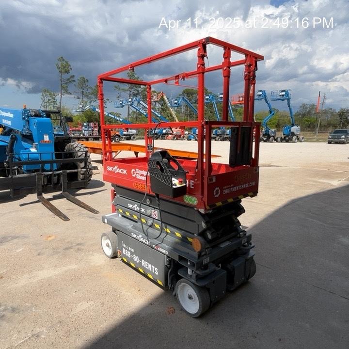 2024 Skyjack SJ3219 Electric Drive, Sld NM Tires, DBcns, RFRails, Power to Platform, T3 + Access Control