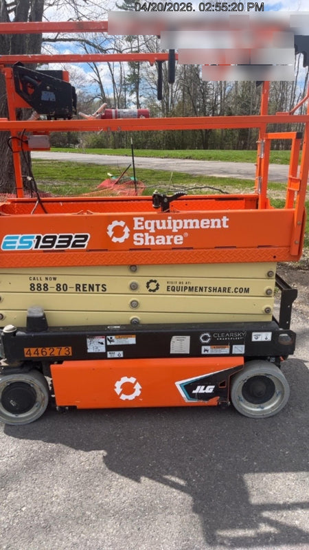 2024 JLG ES1932