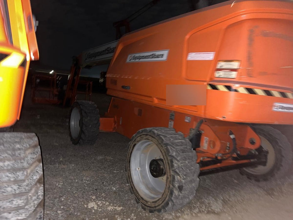 2020 JLG 660SJ