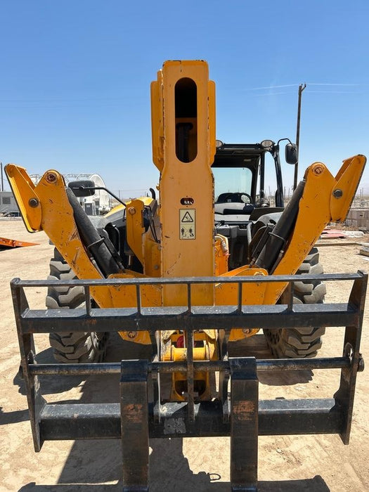 2019 JCB 510-56 74 HP w/Open ROPS, Beacon, Aux Hydraulics, Worklights, Solid Tires w/60" Carriage/Forks