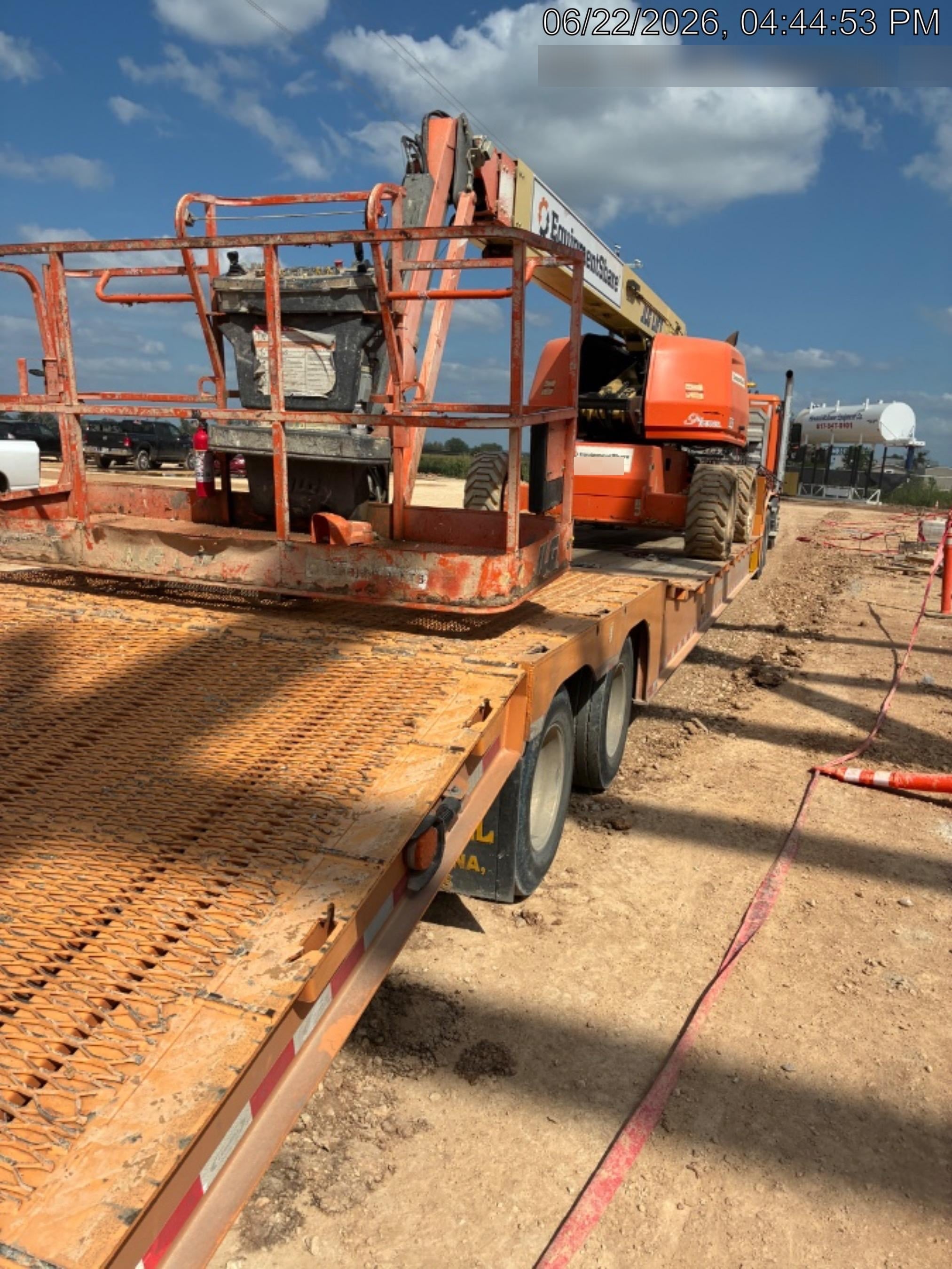 2021 JLG 660SJ