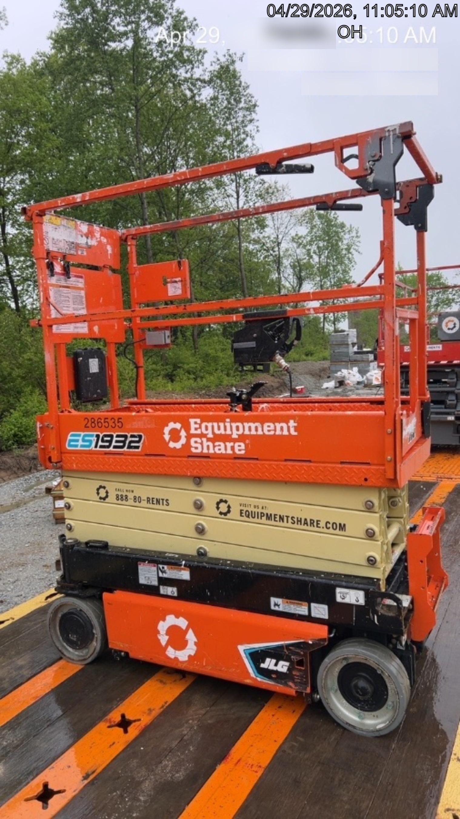 2022 JLG ES1932
