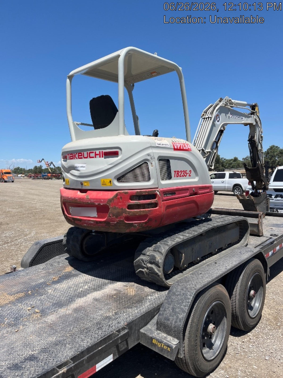 2022 TAKEUCHI TB235-2R