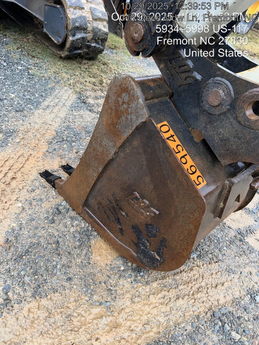 2025 TAKEUCHI 24" Bucket Takeuchi