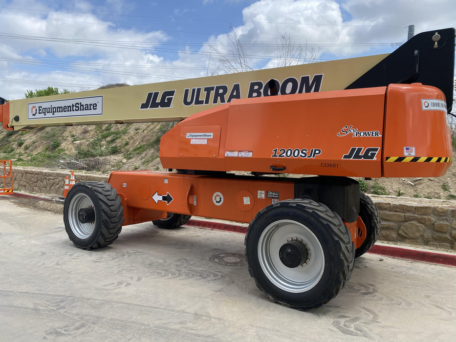 2021 JLG 1200SJP