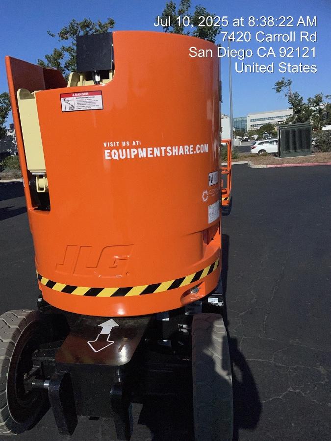2025 JLG E300AJP