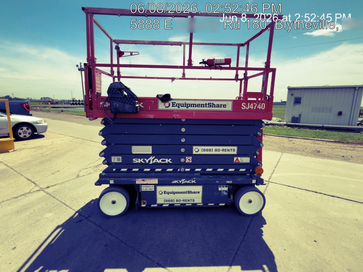 2021 SKYJACK SJ4740