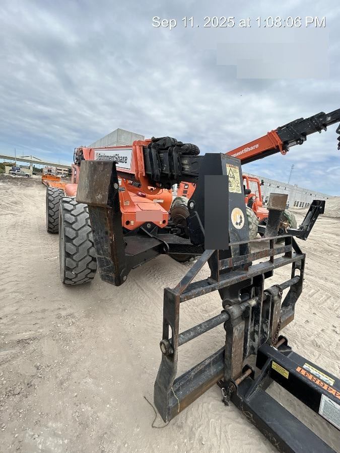 2020 SKYTRAK 12054