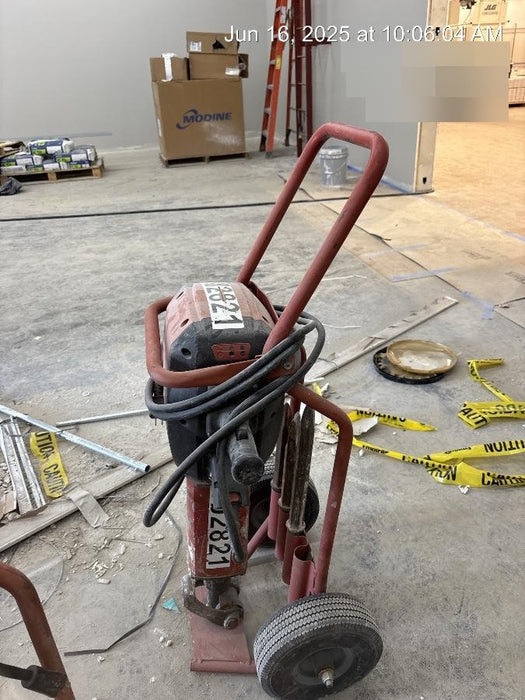 2020 HILTI TE 3000-AVR