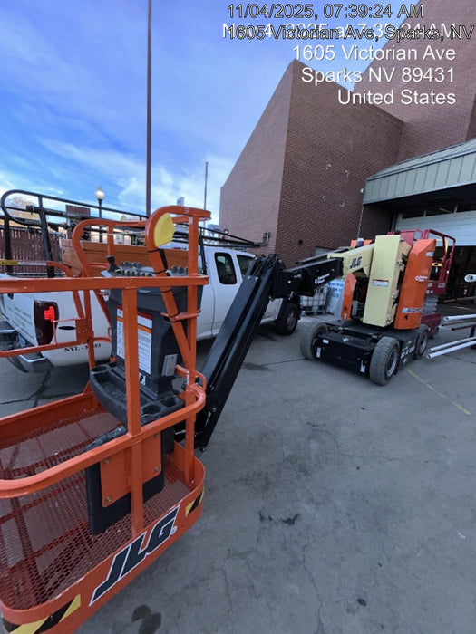 2025 JLG E300AJP