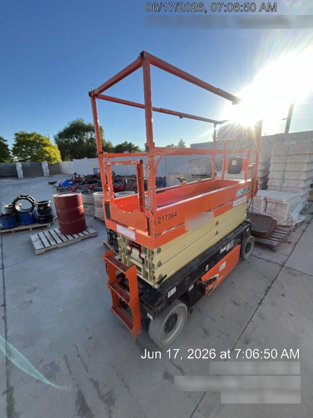 2022 JLG ES2632