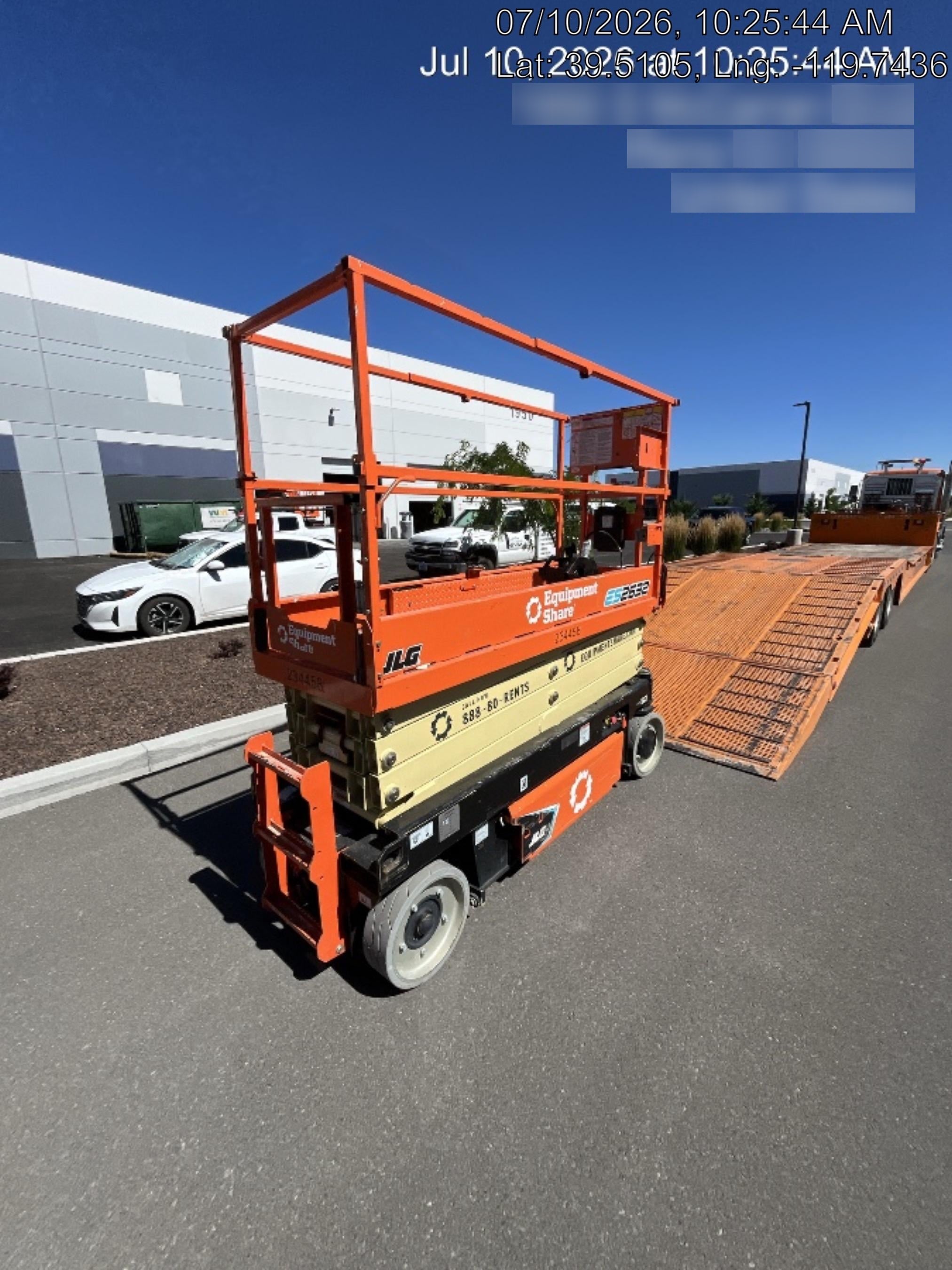 2022 JLG ES2632