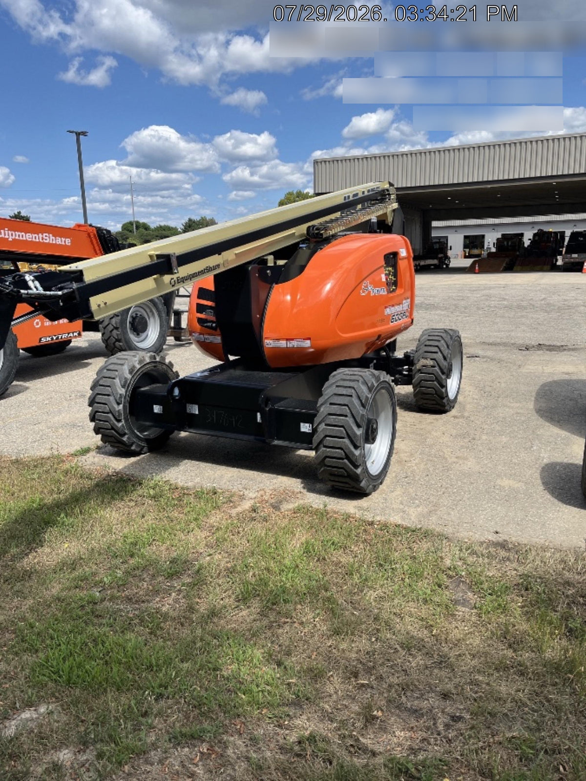 2026 JLG 600AJ
