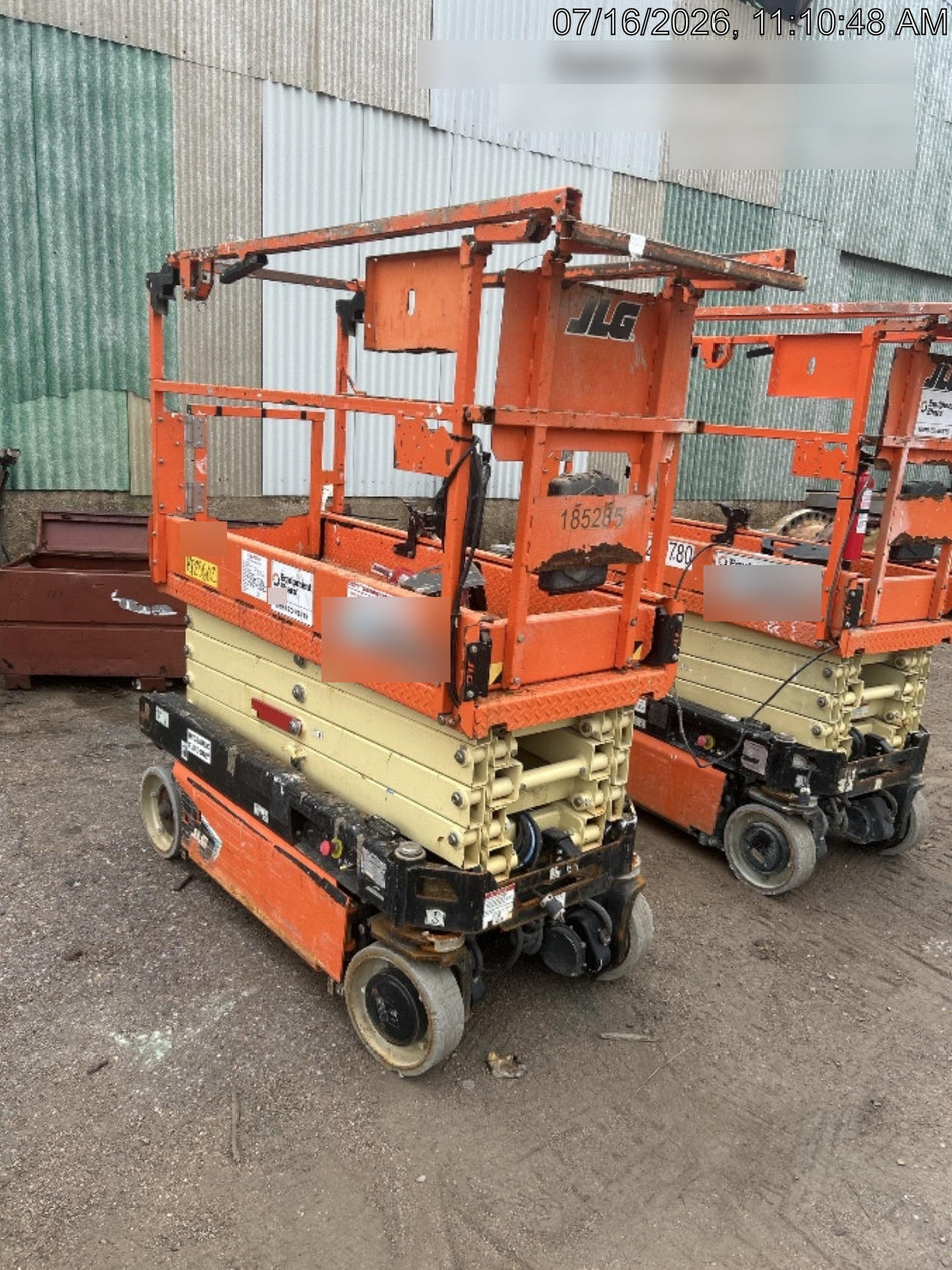 2021 JLG ES1932
