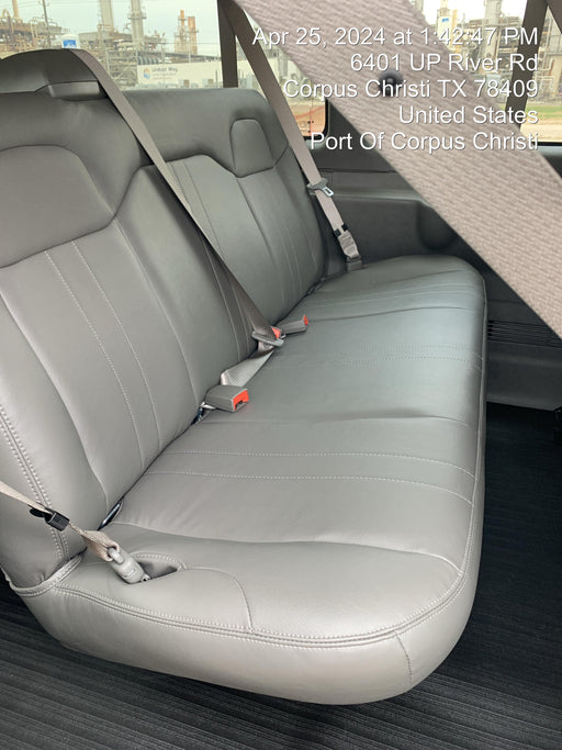 2023 CHEVROLET Express Van - Rental