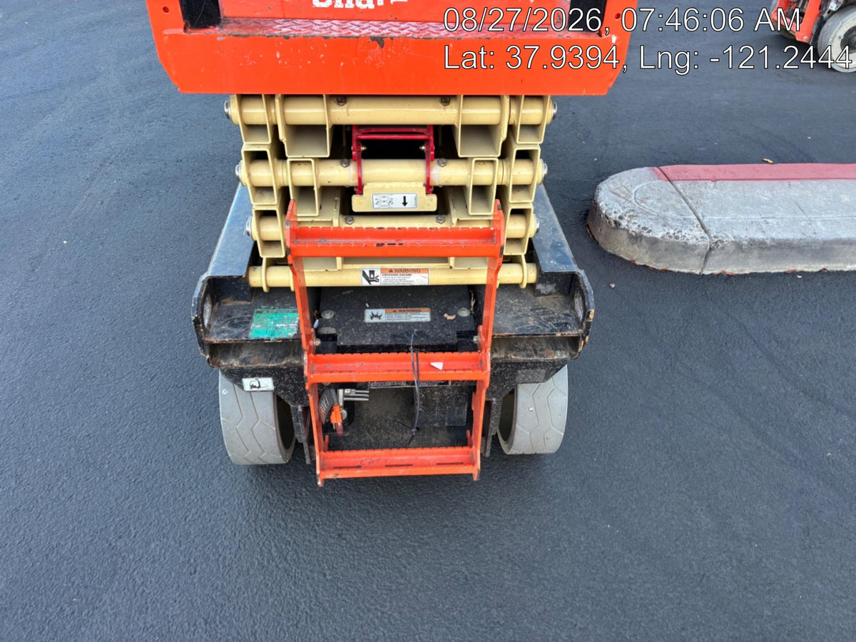 2022 JLG ES2632